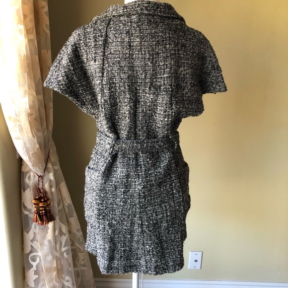 Urban Behavior Coat 🧥 - Picture 2 of 2